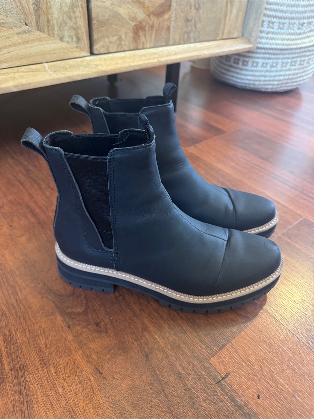 Women’s Toms Dakota Black Chelsea Ankle Boots